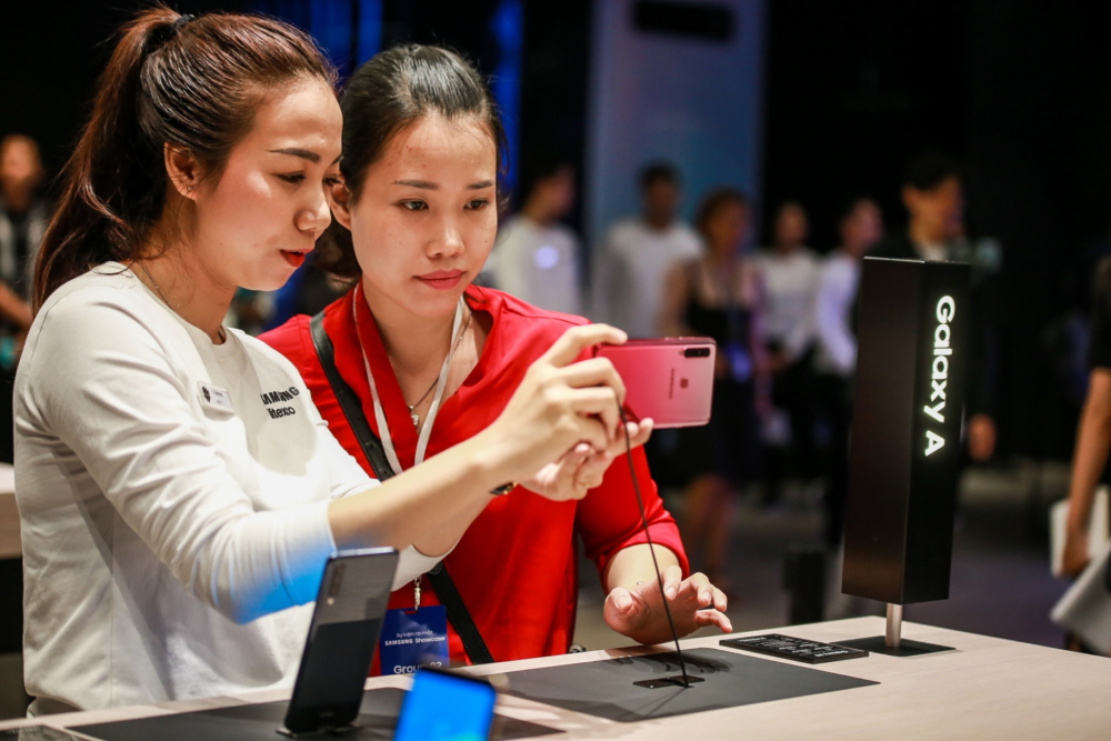 Samsung Showcase Comes to Vietnam, Offering New Experience in Technology and Entertainment