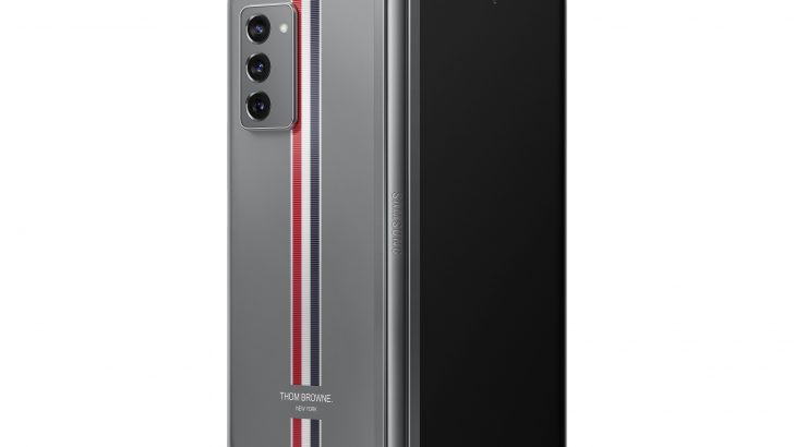 F916_GalaxyZFold2_Back-115_Thom-Browne-Edition.jpg