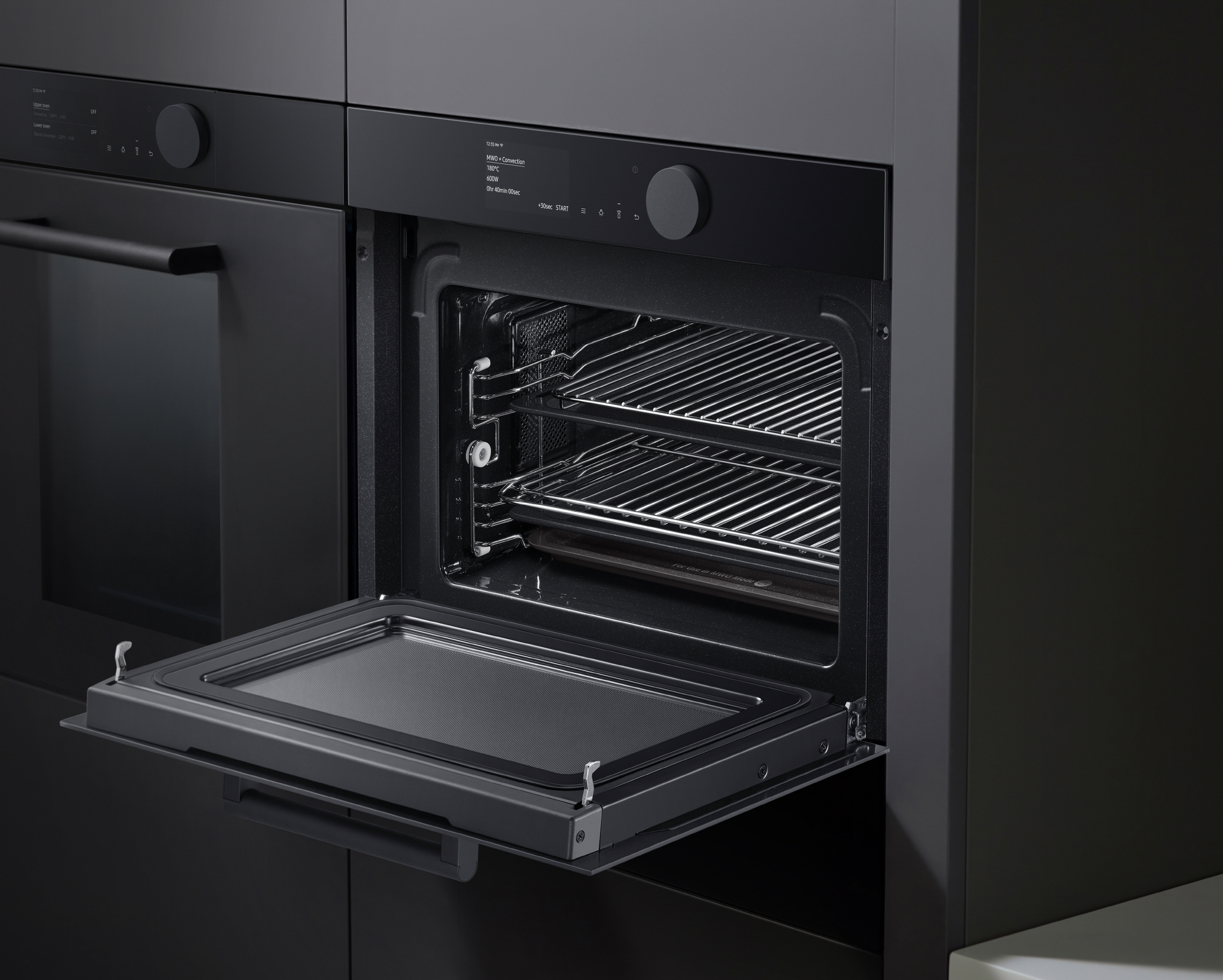 Samsung-IDEA-2020_Bronze-Award_Infinite-Line%E2%84%A2-Oven.jpg
