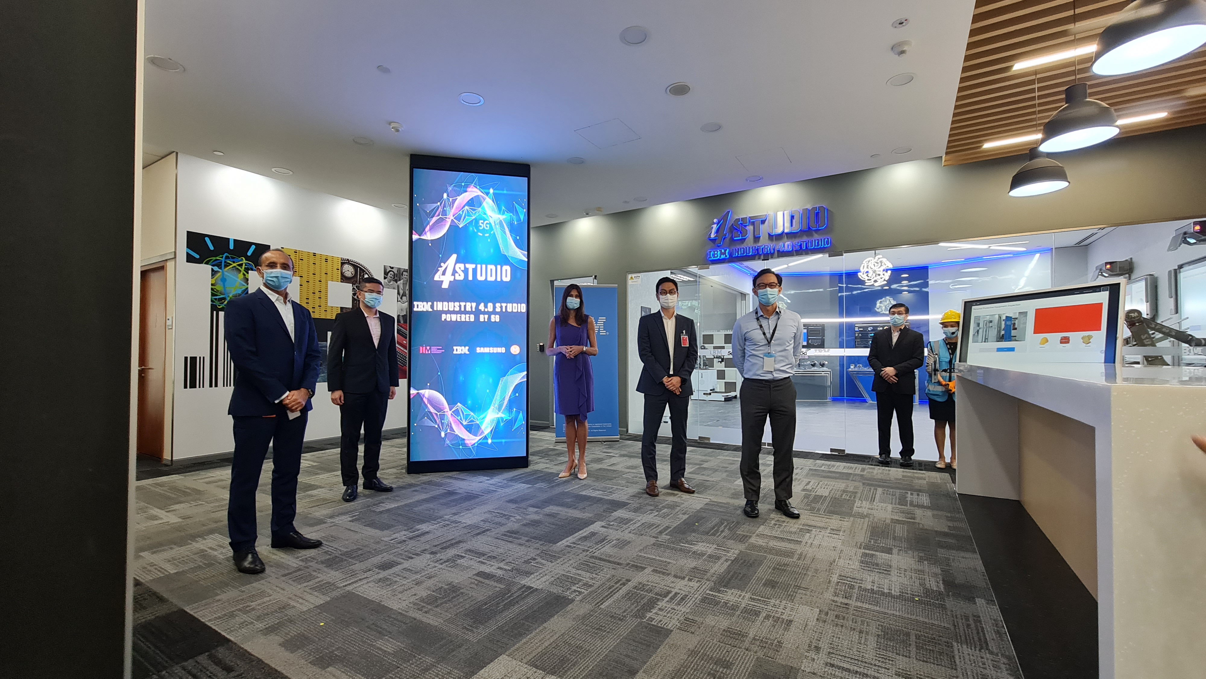 Samsung-IBM-M1-5G-Industry-4.0-Studio_02.jpg