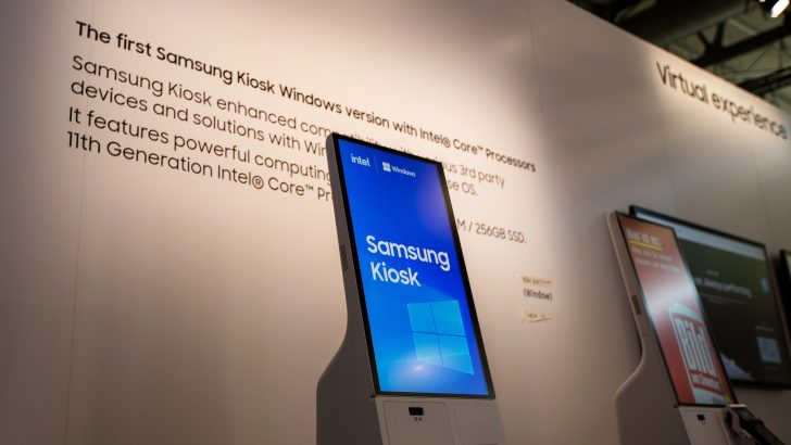 dl8_ISE_Samsung-Kiosk-with-Window-version.jpg