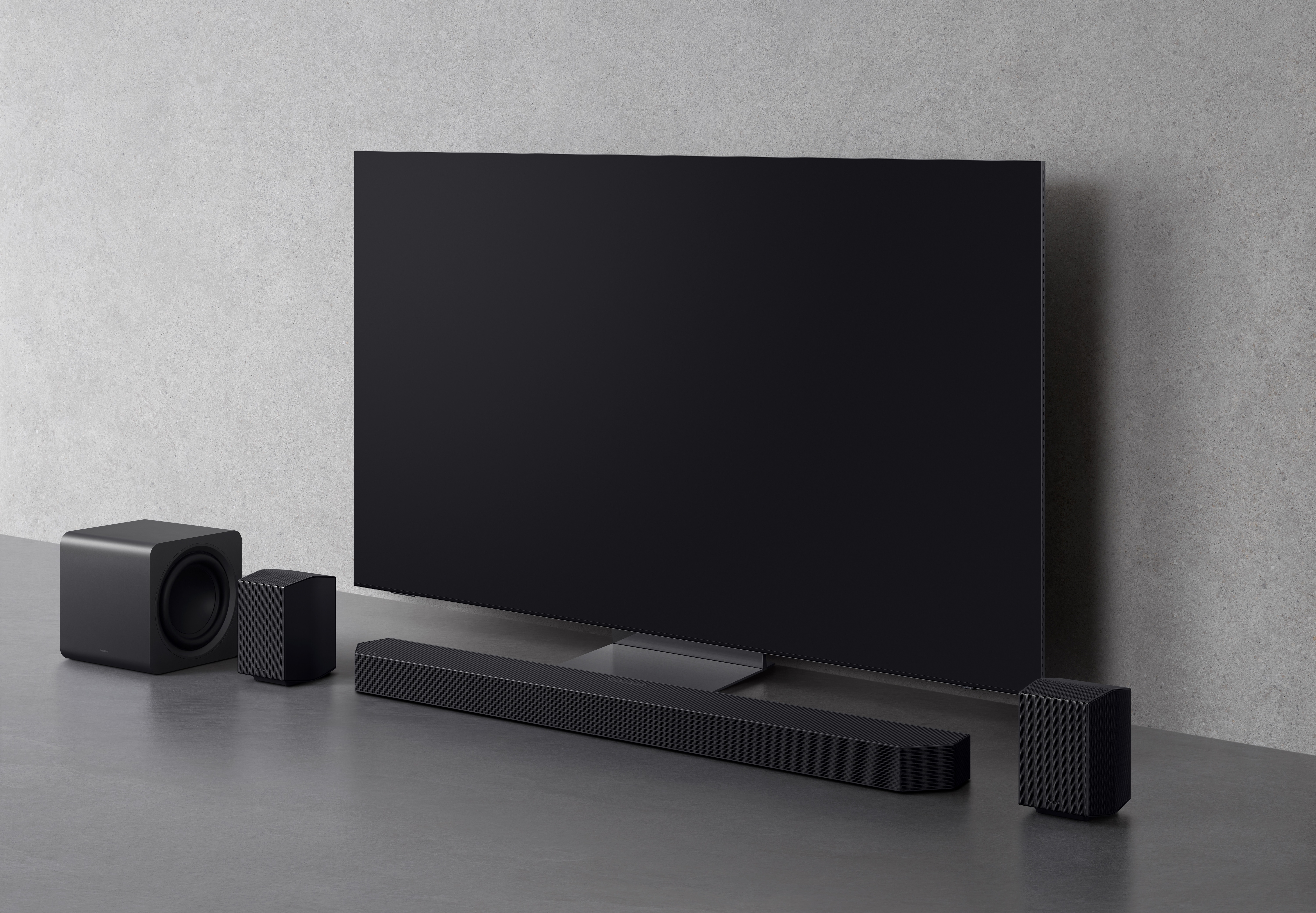Samsung-TVs-and-Displays-CES-2025-Soundbar-HW-Q990F-HW-QS700F_dl1-F.jpg
