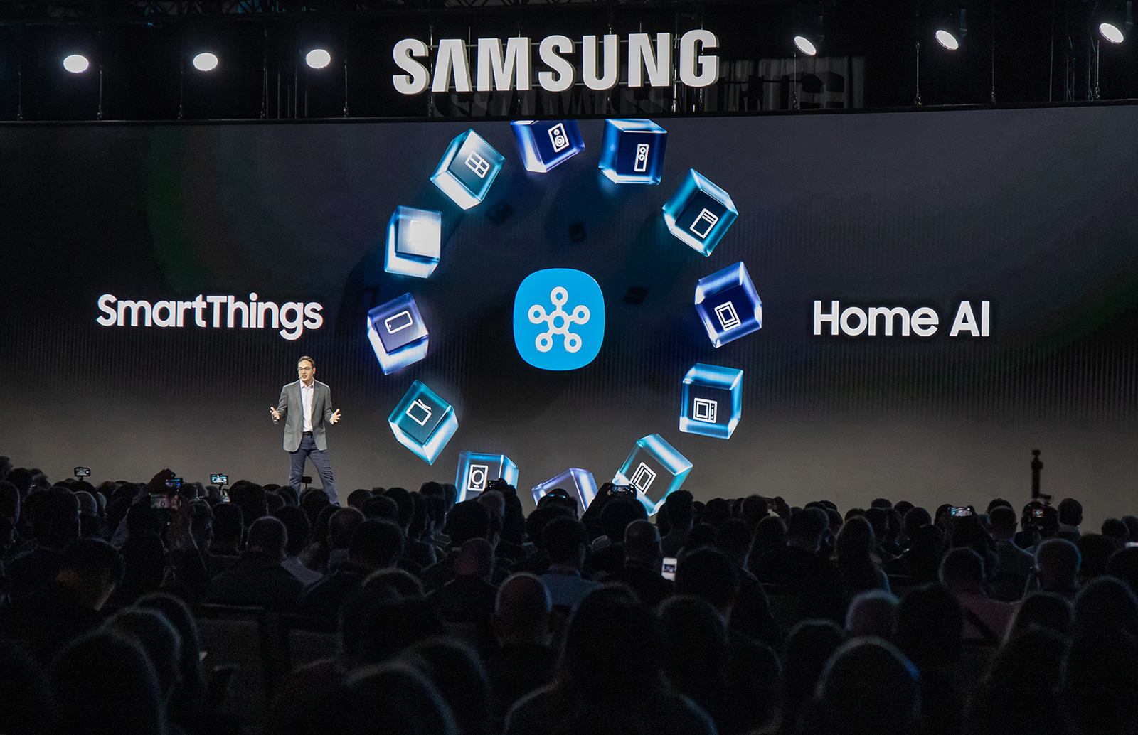 Samsung-Technology-CES-2025-Press-Conference-AI-for-All-Vision_dl5.jpg