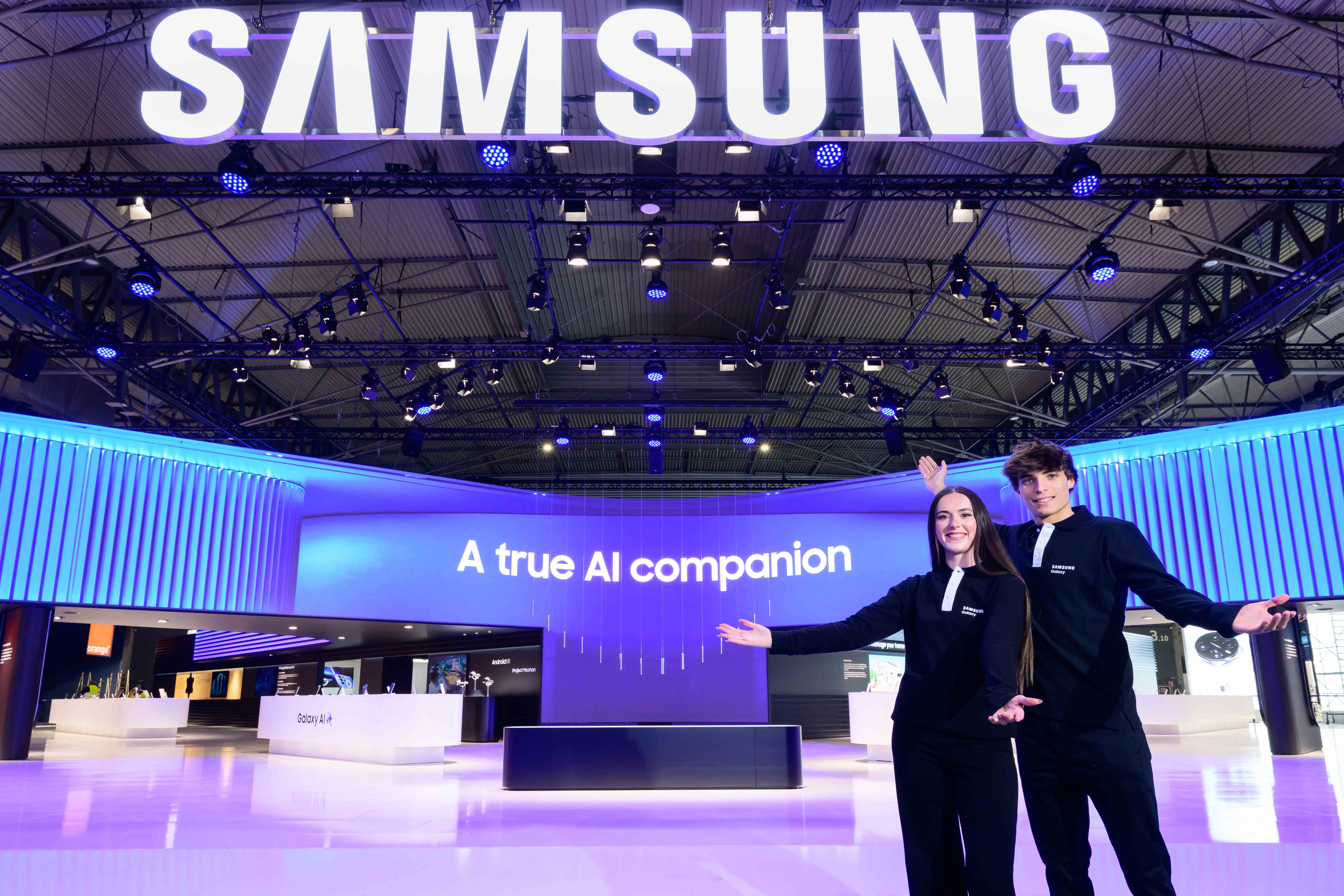 Samsung-Mobile-Network-MWC-2025-Galaxy-S25-Edge-Project-Moohan-AI_dl2.jpg