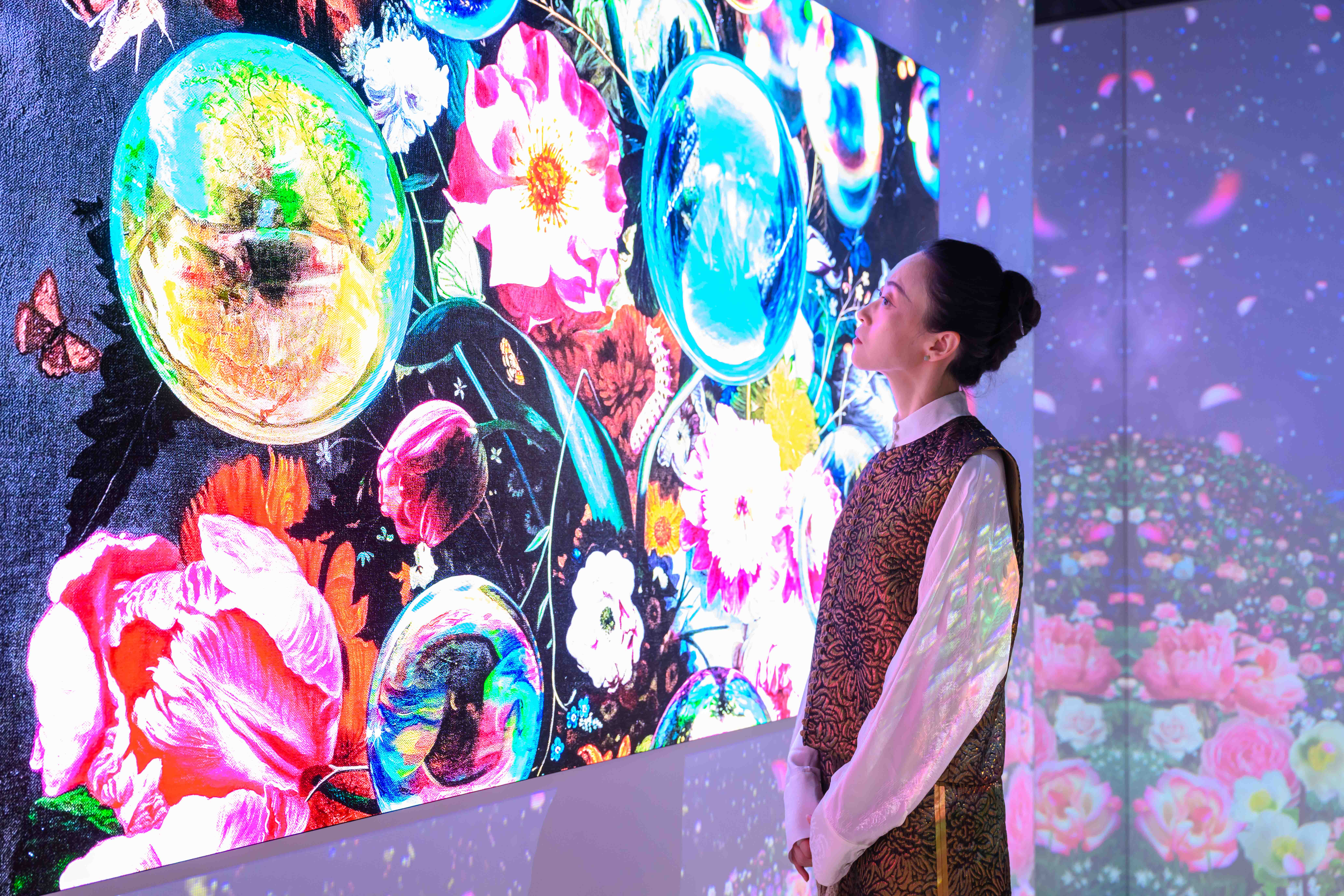 Samsung-TVs-and-Displays-Art-Basel-Hong-Kong-Samsung-ArtCube-Official-Art-TV-Partner-2025_dl4.jpg