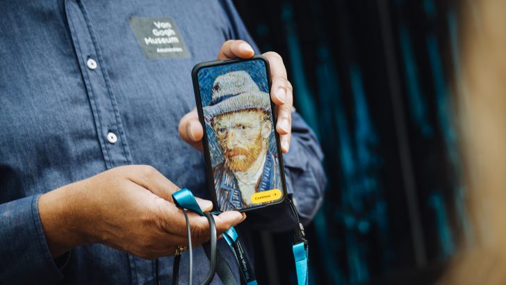 Samsung-Mobile-Galaxy-S25-Van-Gogh-Museum-3-Years-Partnership-Audio-Tour_dl1.jpg