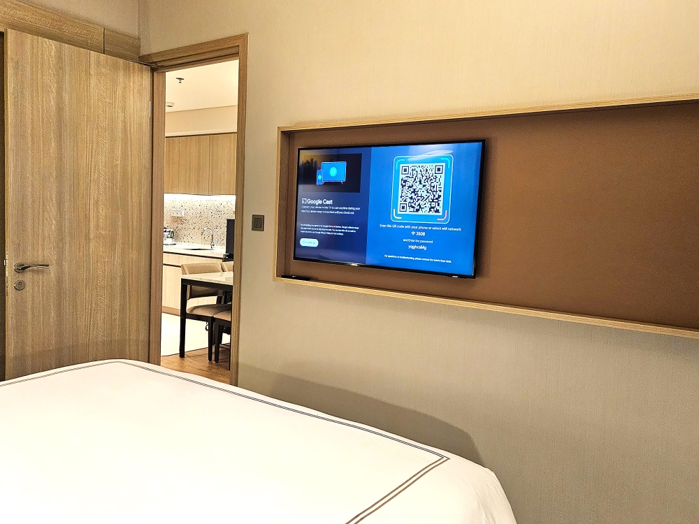 Samsung-TVs-and-Displays-HU8000F-series-