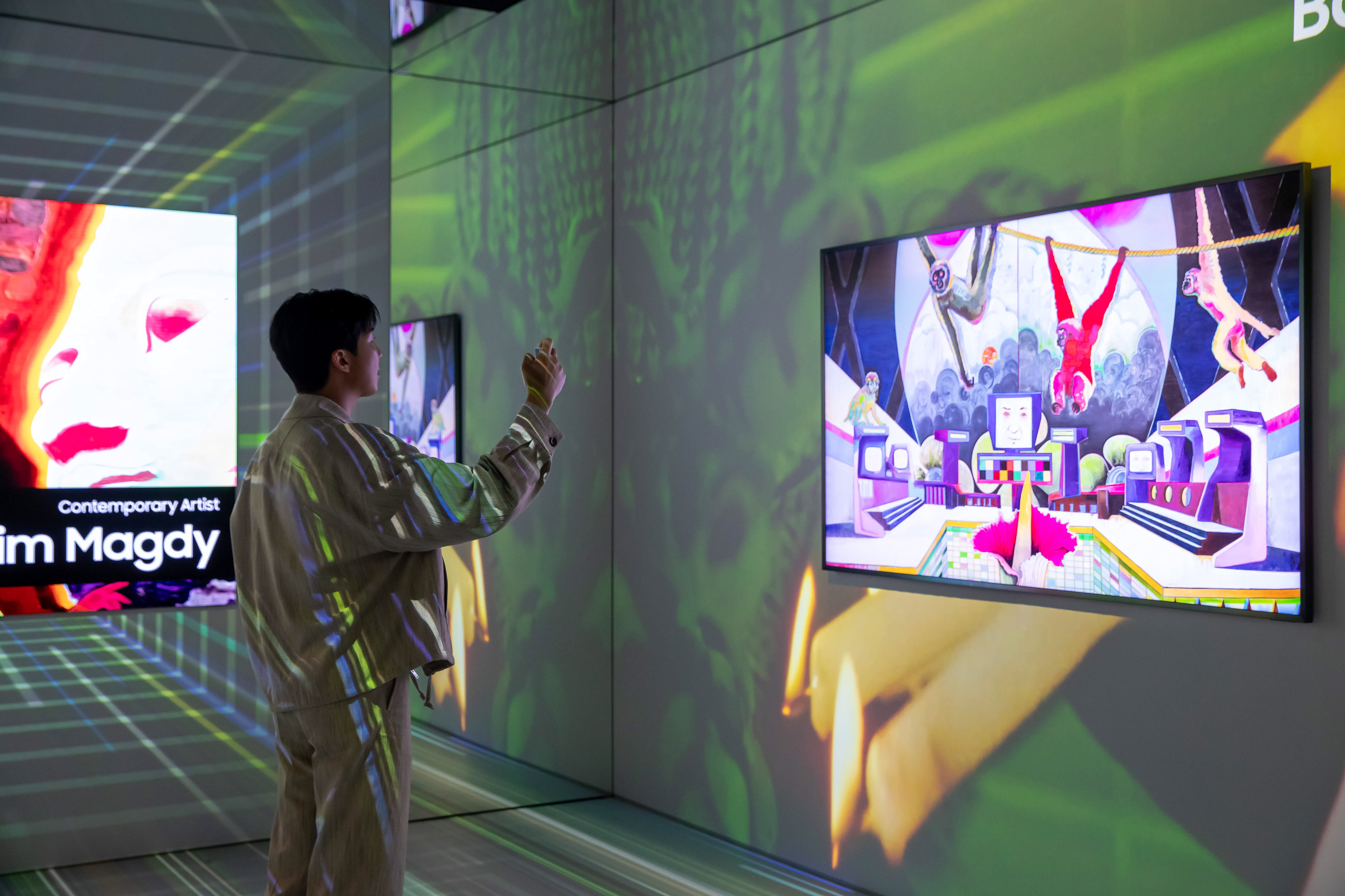 Samsung-TVs-and-Displays-Samsung-Art-TV-RM-of-BTS-at-Art-Basel-Basel_dl2.jpg