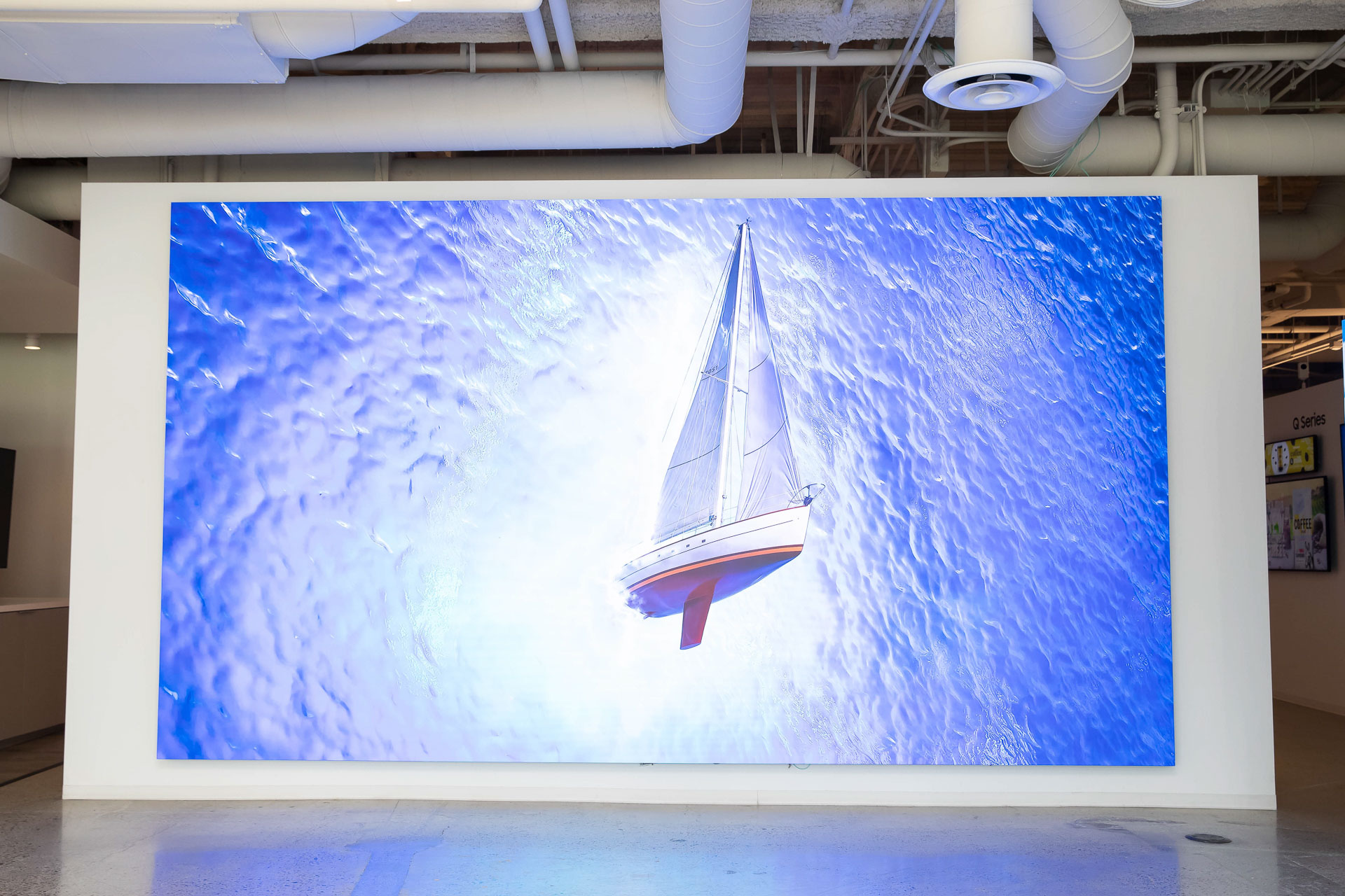 Samsung-TVs-and-Displays-Connected-Experience-Center-Irvine-Where-Innovation-Meets-Industry-B2B-Showroom_dl4.jpg