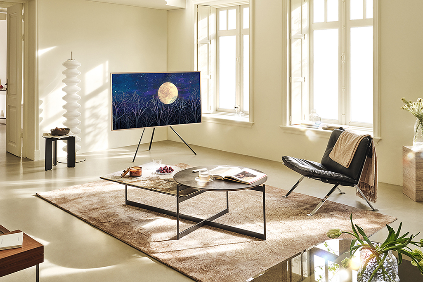 Samsung-TVs-and-Displays-Samsung-Art-TVs-RM-of-BTS-Short-Film-Art-Basel-Paris_dl3.jpg