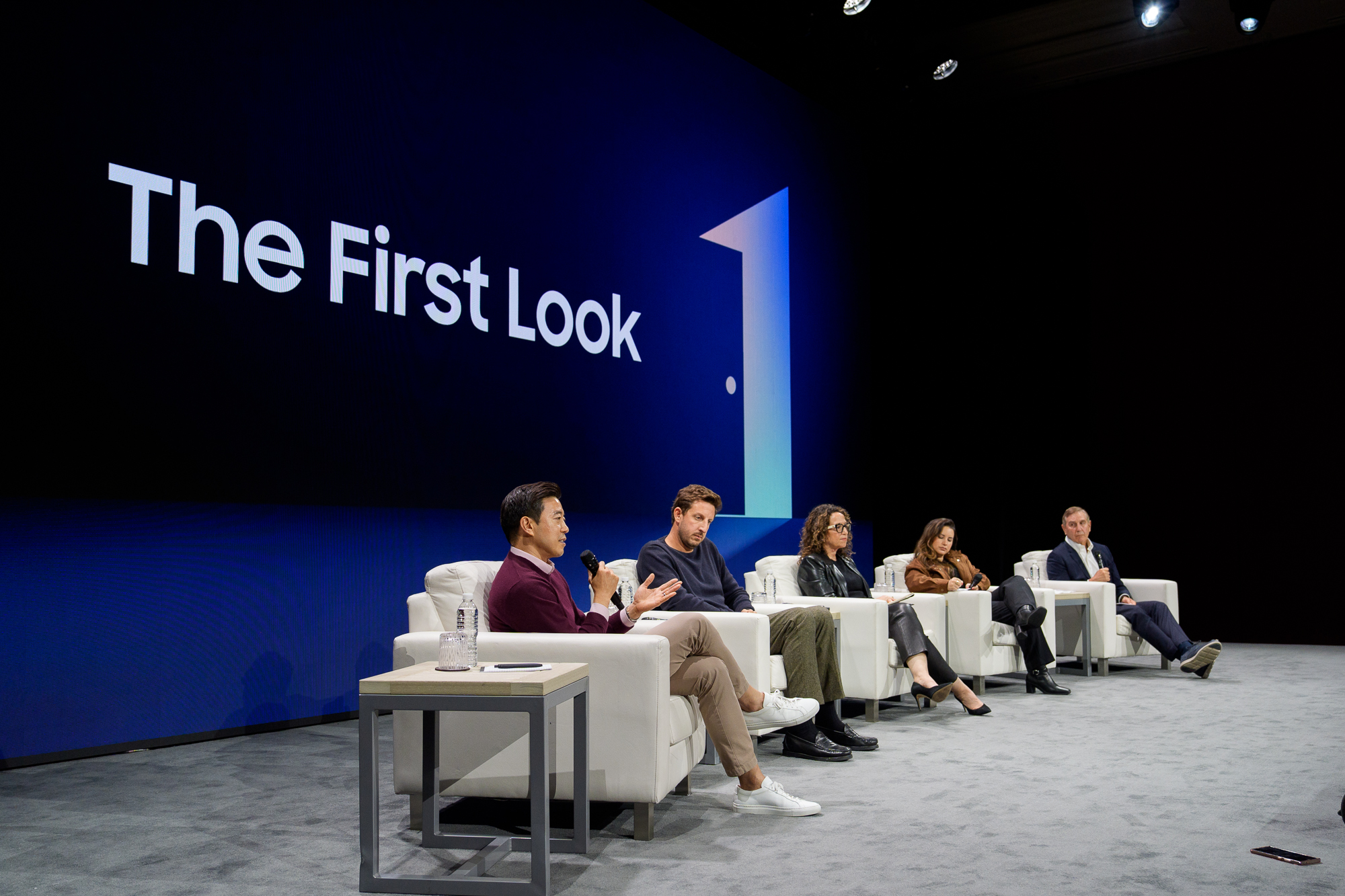Samsung-Corporate-CES-2026-Future-of-AI-Panel_dl3.jpg