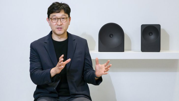 Samsung_TVs-and-Displays_Interview_Music-Studio-dl3.jpg