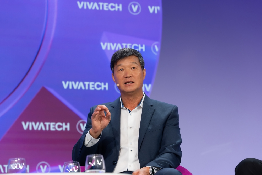 Hon Pak is presenting at VivaTech 