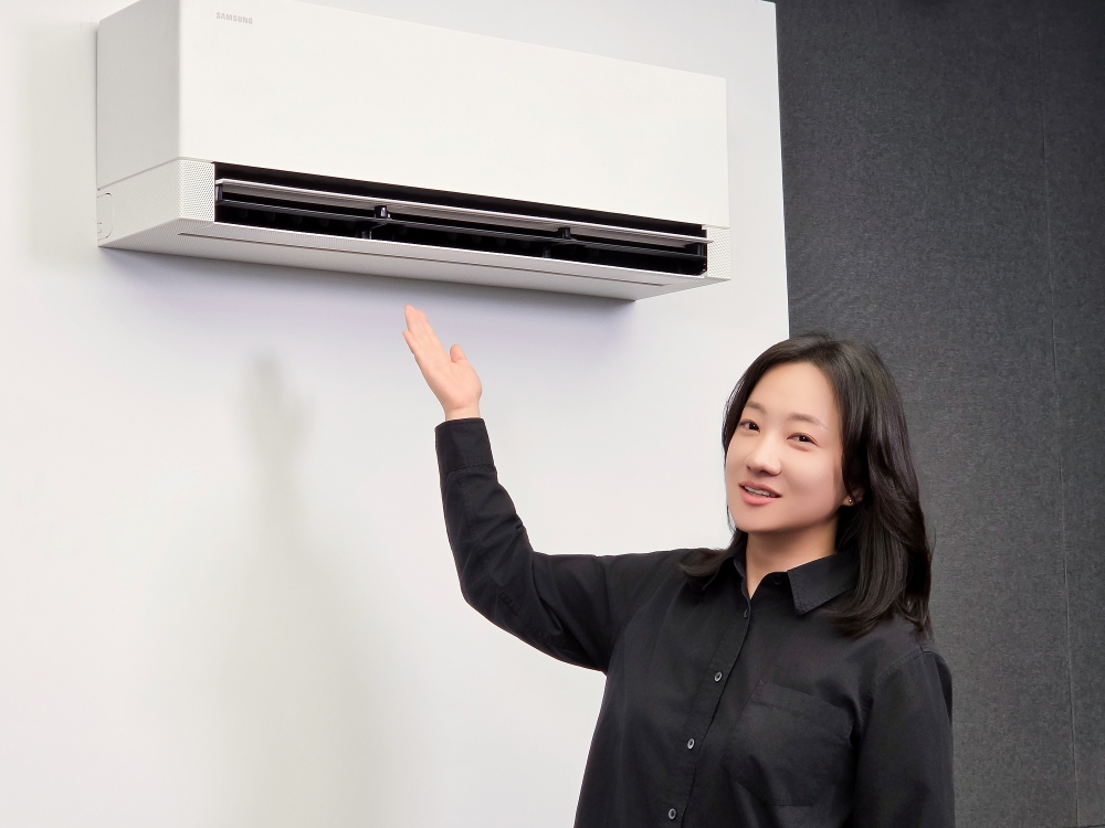 The 2026 Bespoke AI WindFree Pro embodies the concept of “resonance with space.”