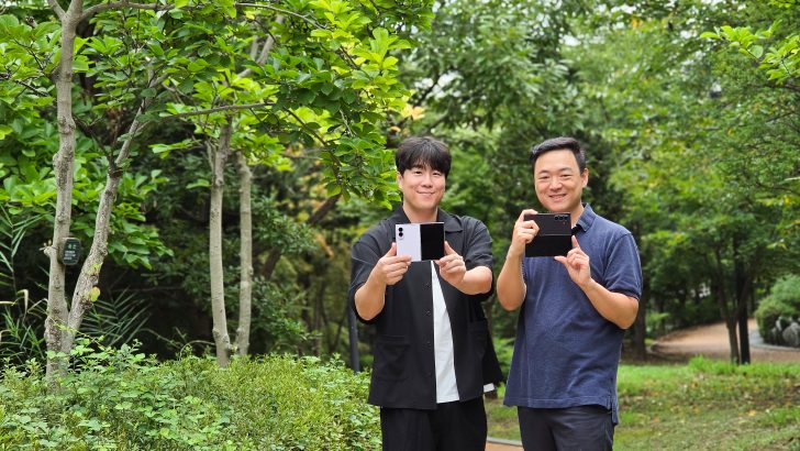 Samsung-Mobile-The-New-Galaxy-Z-series-Portrait-Video-Interview_dl1.jpg