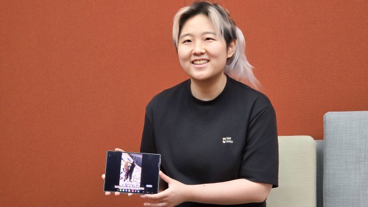 Samsung-Mobile-Galaxy-Z-Fold8-series-My-FanCam-Interview_dl5.jpg