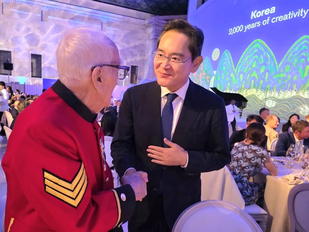 Executive Chairman Lee at the gala