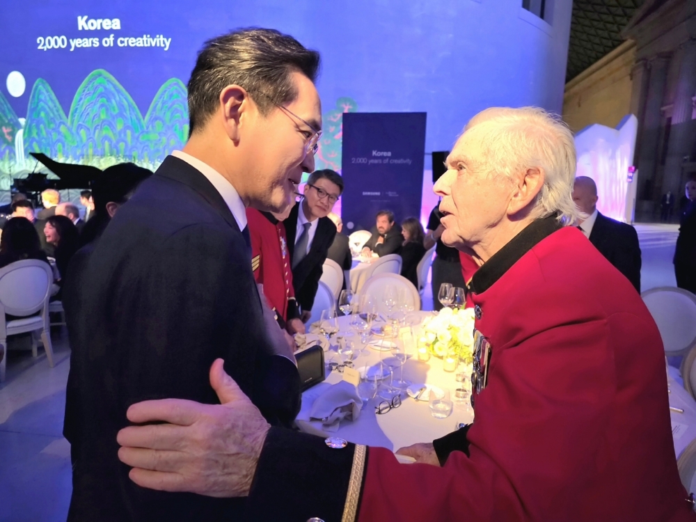 Executive Chairman Lee at the gala