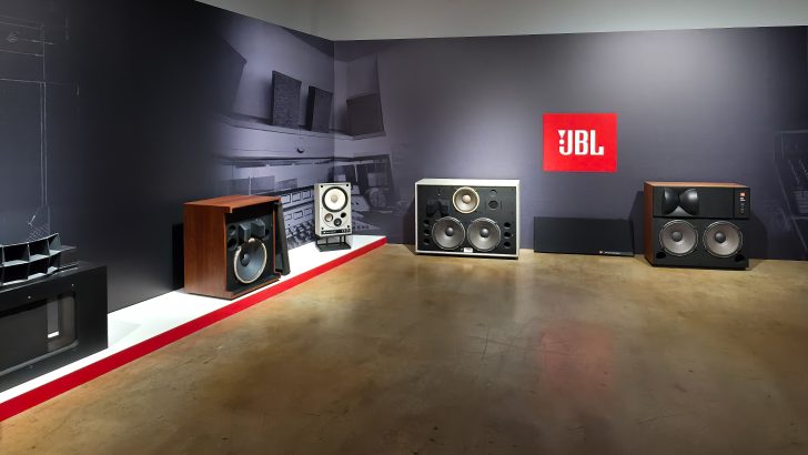Samsung-More-Products-JBL-Playback-Gallery-Sketch_dl7.jpg
