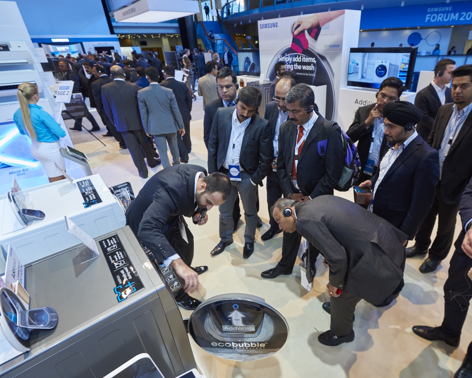 Samsung-MENA-Forum-2016-11.jpg