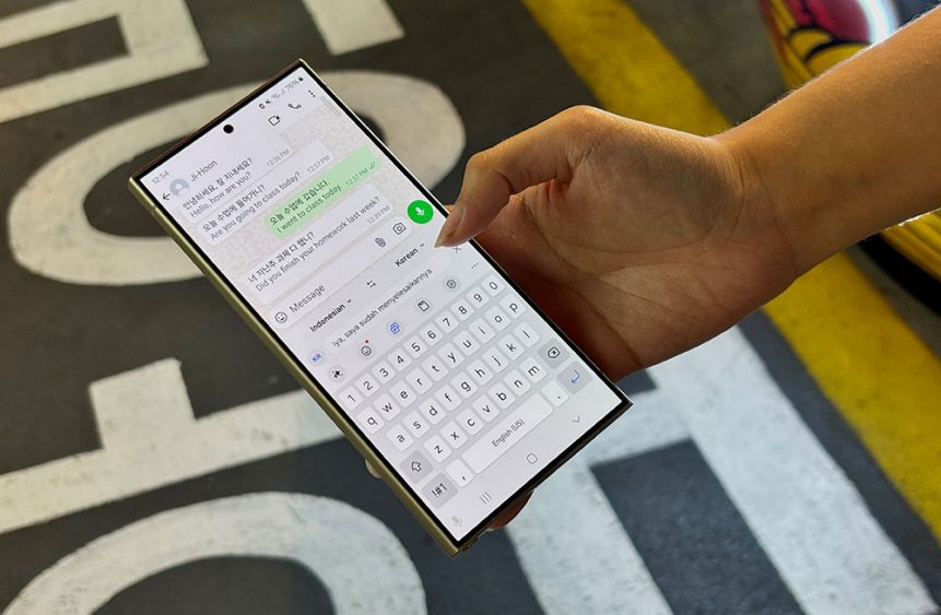 Samsung Galaxy S25 Ultra jadi teman liburan, AI rancang Nataru tanpa ribet!