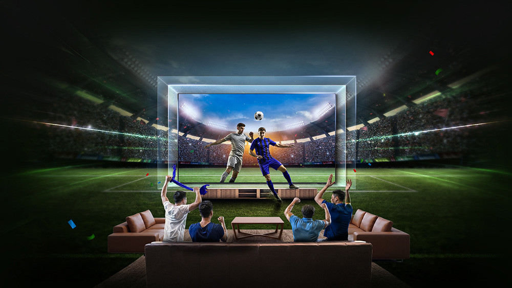 Samsung Mini LED TV menghadirkan pengalaman hiburan yang lebih imersif melalui kualitas gambar premium dan teknologi AI yang mengoptimalkan tayangan olahraga, gaming, dan aktivitas keluarga di rumah.