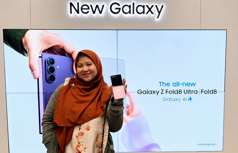 Novalina, user Galaxy Z Flip8