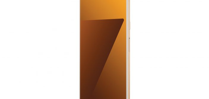 Samsung-Galaxy-C7-Pro-Gold_Front-Left.jpg