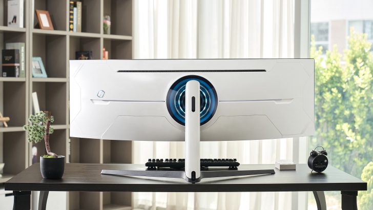 Odyssey-G9_3.jpg