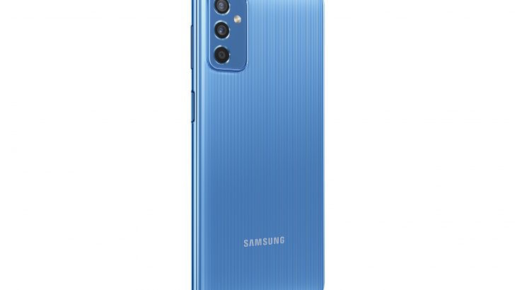 SM_M526_GalaxyM52-5G_LightBlue_BackL30.jpg