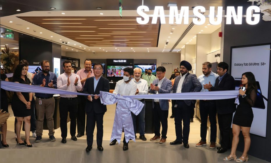 Experience and Explore Samsung Launches New Premium Experience Store