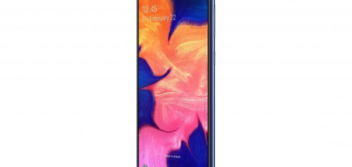 09_Galaxy_A10_Blue_R-Perspective.jpg