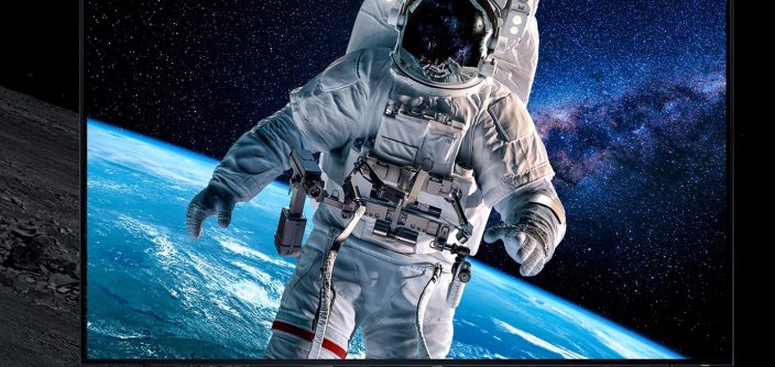 QLED-8K_-newsangle-50esimo-Luna.jpg