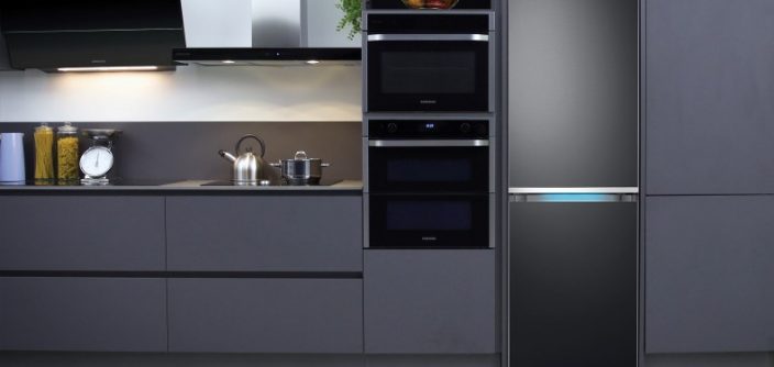 RB36R872PB1_KitchenFit_ambientata_low.jpg