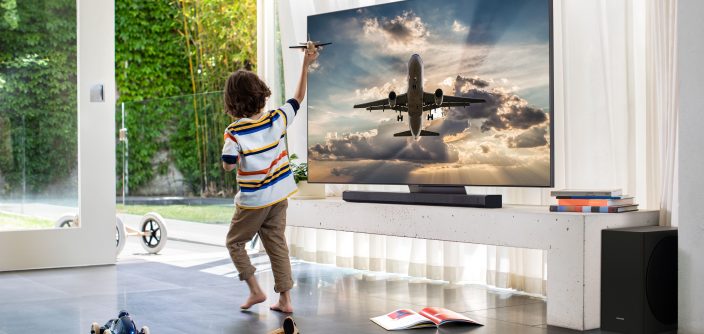 Samsung-Q95T_Q90T_S07_02.jpg