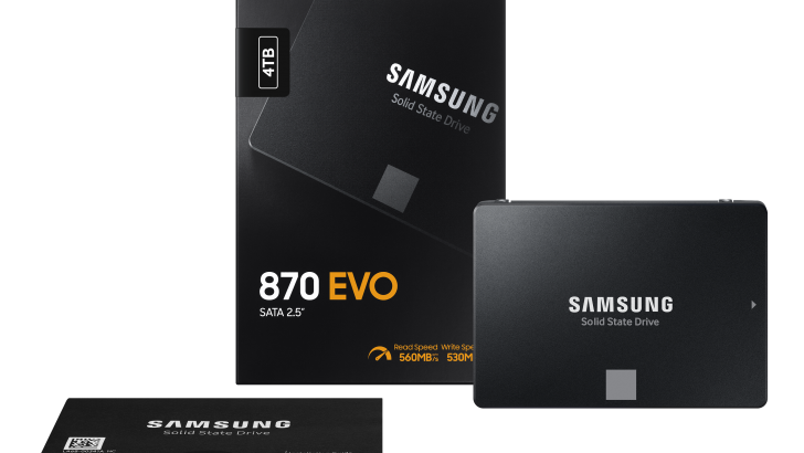 MZ-77E4T0BW_009_PKG-Fullshot_Black.png