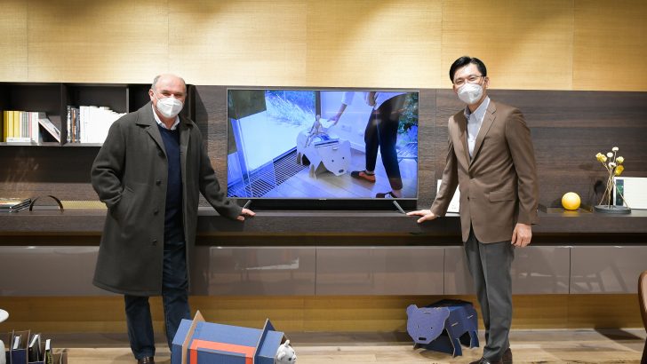 Oscar-Farinetti_Alex-Lim-Presidente-Samsung-Electronics-Italia.jpg