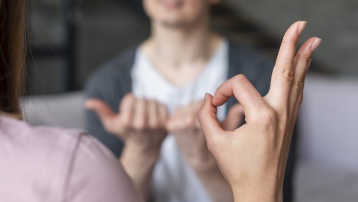sign-language.image-2.jpg