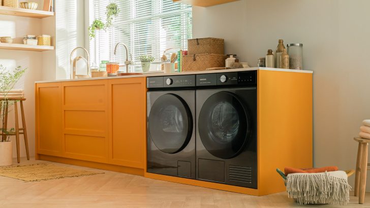 black_side_Bespoke_AI_Laundry_.jpg