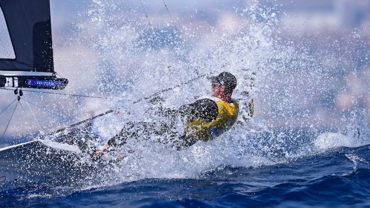 Galaxy-S24-at-the-Paris-2024-Sailing-Competition-–-Team-New-Zealand-1.jpg