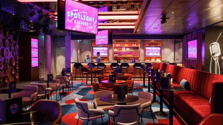 Samsung-Equips-Royal-Caribbeans-Star-of-the-Seas-With-More-Than-6000-Hospitality-TVs-and-Smart-Signage4.jpg