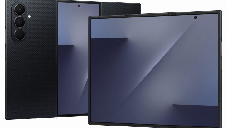 013-galaxy-z-trifold-craftedblack-combo-e1764681280751.jpg