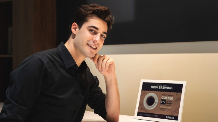 13inch-Samsung-Color-E-Paper-1.jpg