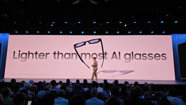 Intelligent-Eyewear-Feature-Story_2-e1785483795799.jpg