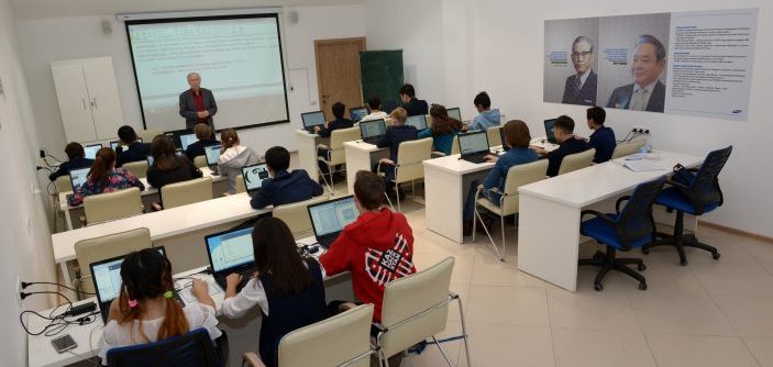 Samsung объявляет новый набор в школу программирования Coding Lab ...