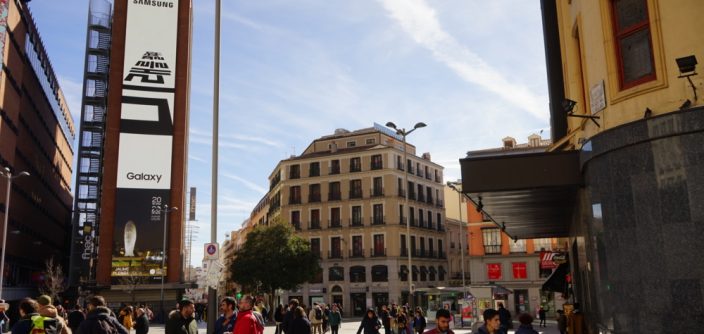 Unpacked-2019-OOH_main_4-Callao-Square-Madrid.jpg