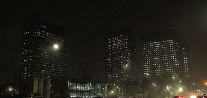 Earth-Hour-Samsung-Campaign-2019_thumb1000-e1553705685414.gif