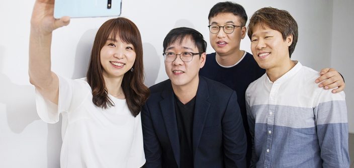 S10-Camera-Interview_main_1_F.jpg