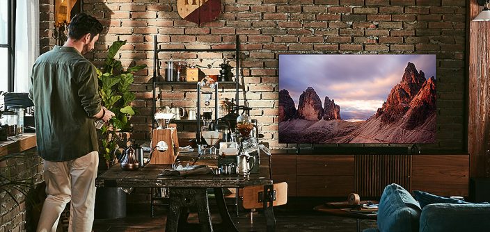 QLED-2020-TU7000-Lifestyle.jpg