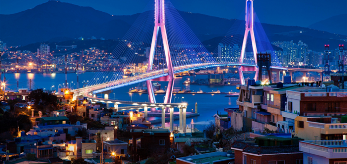 Busan-de-noche.png